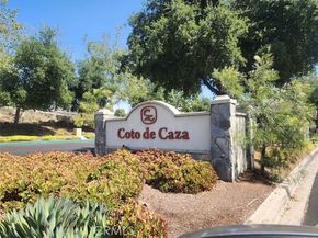 3 Mantenida, Laguna Hills CA 92679