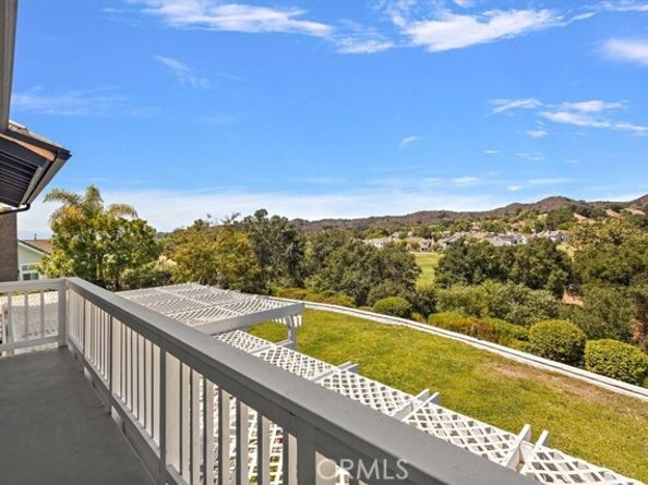 3 Mantenida, Laguna Hills CA 92679