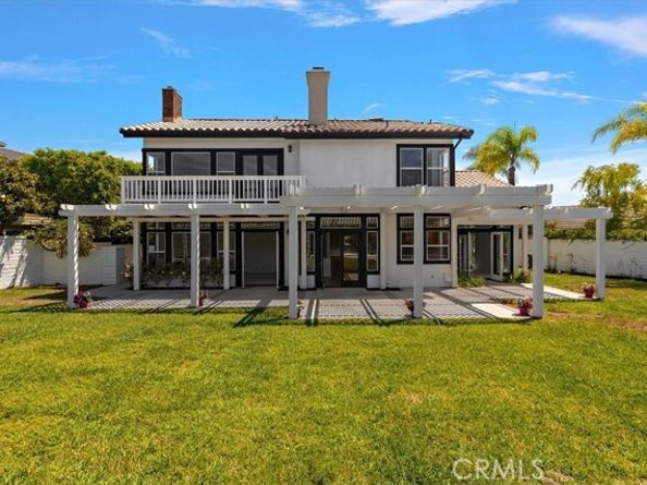 3 Mantenida, Laguna Hills CA 92679