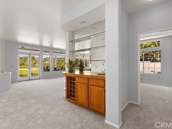 3 Mantenida, Laguna Hills CA 92679