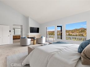 3 Mantenida, Laguna Hills CA 92679