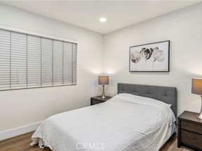 219 32nd Street, Newport Beach CA 92663