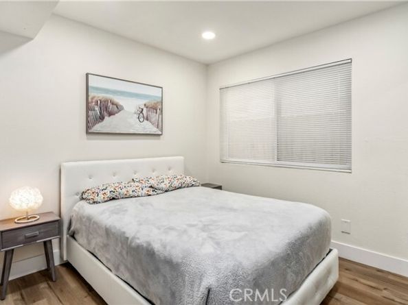 219 32nd Street, Newport Beach CA 92663