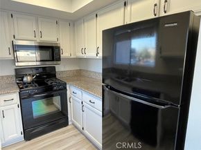 219 32nd Street, Newport Beach CA 92663