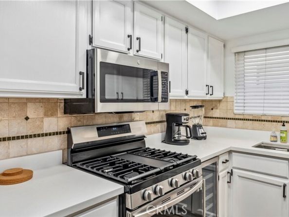 219 32nd Street, Newport Beach CA 92663