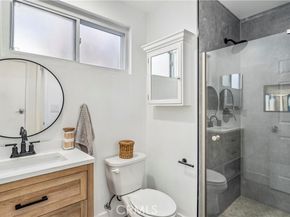 219 32nd Street, Newport Beach CA 92663
