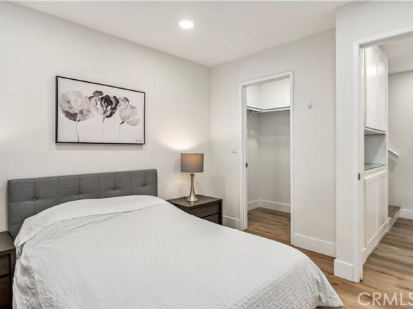 219 32nd Street, Newport Beach CA 92663