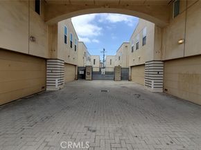 8021 vermont 24, Los Angeles CA 90044