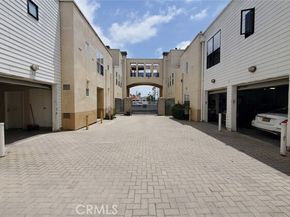 8021 vermont 24, Los Angeles CA 90044