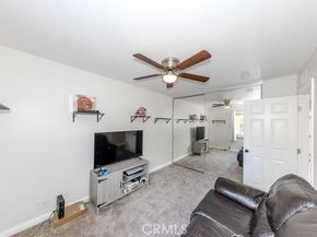 6597 E Camino Vista 2, Anaheim CA 92807