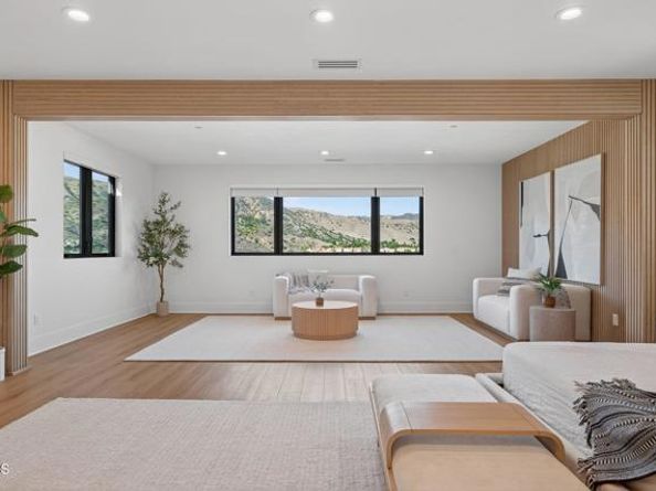 11862 N Hillsborough Lane, Porter Ranch (los Angeles) CA 91326