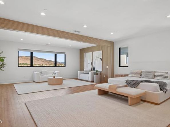 11862 N Hillsborough Lane, Porter Ranch (los Angeles) CA 91326