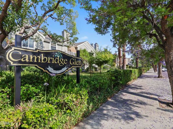 6616 Clybourn Avenue 102, North Hollywood (los Angeles) CA 91606