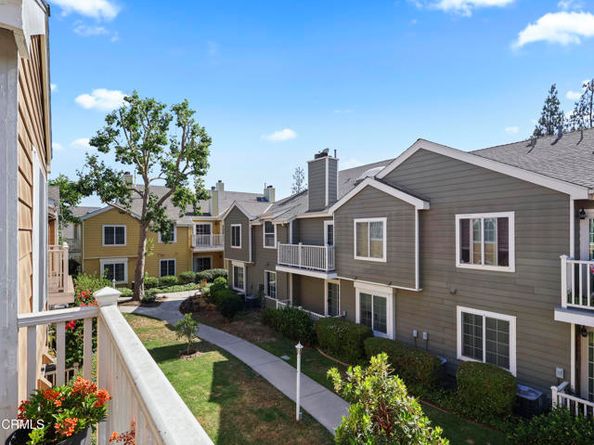 6616 Clybourn Avenue 102, North Hollywood (los Angeles) CA 91606
