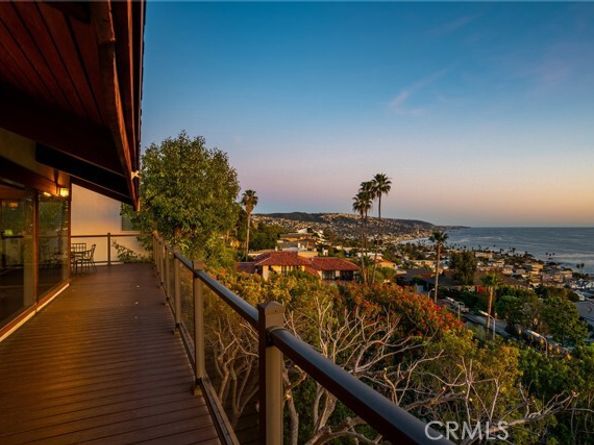 481 Dartmoor Street, Laguna Beach CA 92651