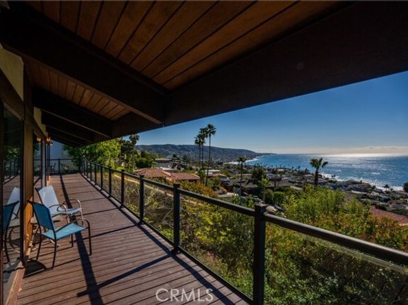 481 Dartmoor Street, Laguna Beach CA 92651