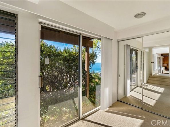 481 Dartmoor Street, Laguna Beach CA 92651