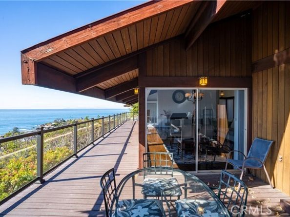 481 Dartmoor Street, Laguna Beach CA 92651