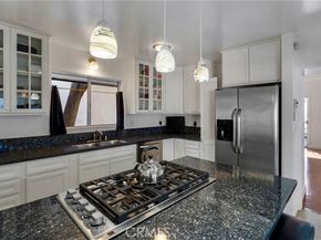 481 Dartmoor Street, Laguna Beach CA 92651