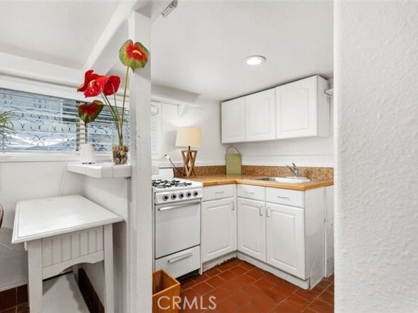 31645 2nd Avenue, Laguna Beach CA 92651