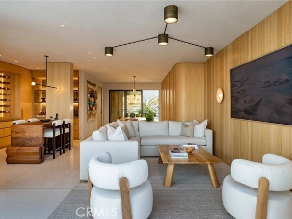 2910 Lafayette Avenue, Newport Beach CA 92663