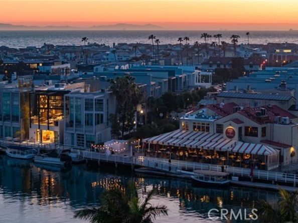 2910 Lafayette Avenue, Newport Beach CA 92663