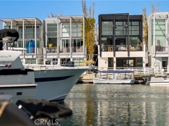 2910 Lafayette Avenue, Newport Beach CA 92663