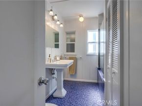 464 Agate Street, Laguna Beach CA 92651