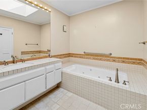 34 Mainsail Drive, Corona Del Mar (newport Beach) CA 92625