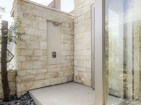 1231 Dolphin, Corona Del Mar (newport Beach) CA 92625