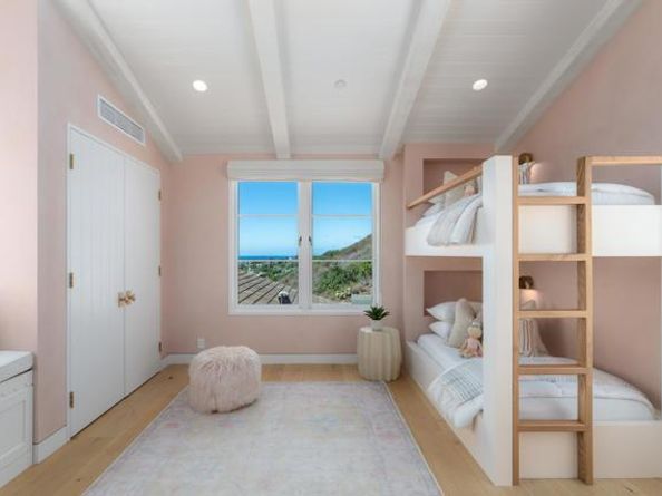 6260 Waverly Avenue, La Jolla (san Diego) CA 92037