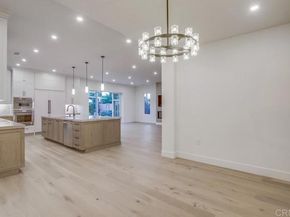 5380 Los Robles Drive, Carlsbad CA 92008
