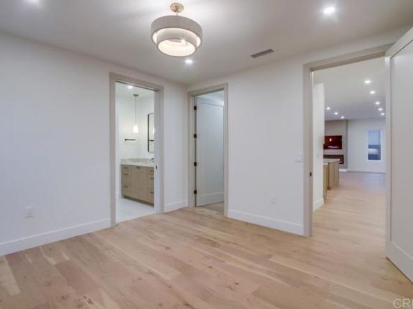5380 Los Robles Drive, Carlsbad CA 92008