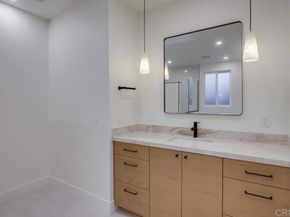 5380 Los Robles Drive, Carlsbad CA 92008
