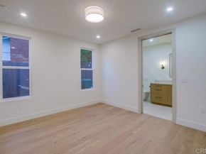 5380 Los Robles Drive, Carlsbad CA 92008