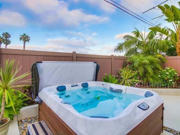 5380 Los Robles Drive, Carlsbad CA 92008