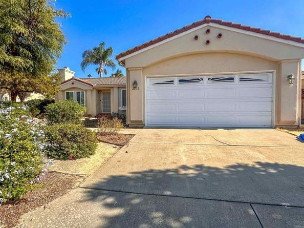 2132 Savona Court, Vista CA 92084