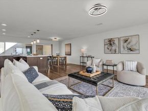 3902 Vista Campana 12, Oceanside CA 92057