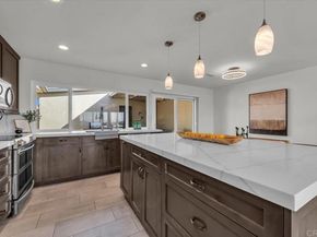 3902 Vista Campana 12, Oceanside CA 92057