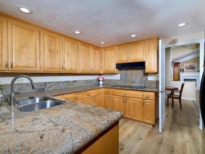 11973 Calle Parral, Rancho Bernardo (san Diego) CA 92128