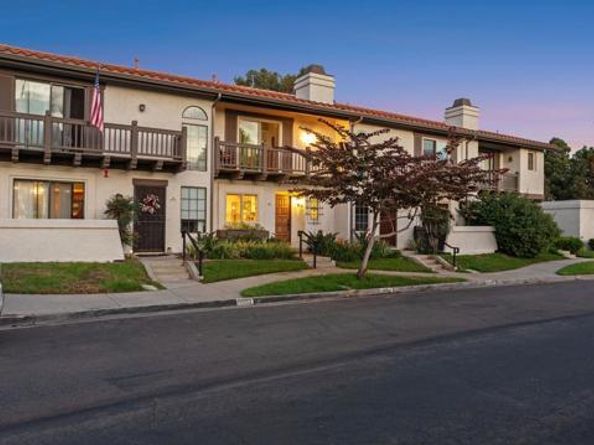 6854 Maple Leaf Dr, Carlsbad CA 92011