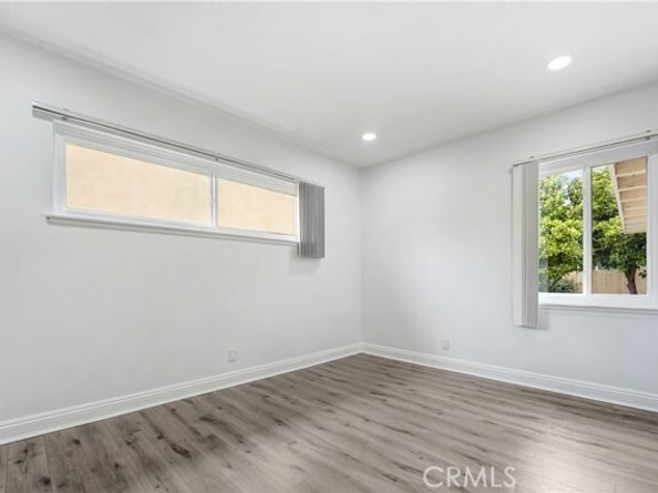 21733 Tuba Street, Chatsworth (los Angeles) CA 91311