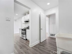 21733 Tuba Street, Chatsworth (los Angeles) CA 91311