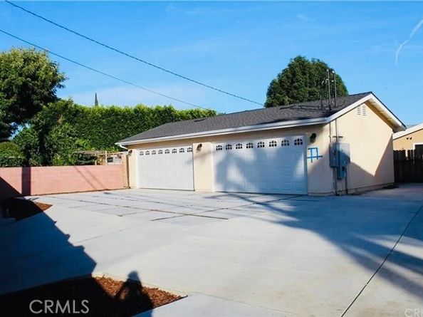21733 Tuba Street, Chatsworth (los Angeles) CA 91311