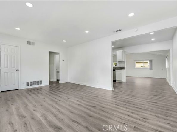 21733 Tuba Street, Chatsworth (los Angeles) CA 91311