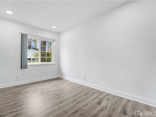 21733 Tuba Street, Chatsworth (los Angeles) CA 91311