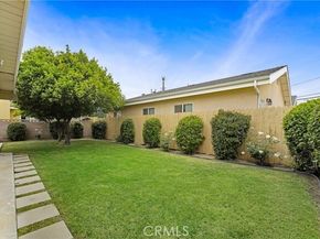 21733 Tuba Street, Chatsworth (los Angeles) CA 91311