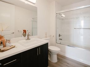 124 W Colorado Street 405, Glendale CA 91204