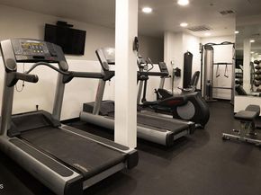 124 W Colorado Street 405, Glendale CA 91204