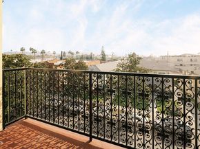 124 W Colorado Street 405, Glendale CA 91204